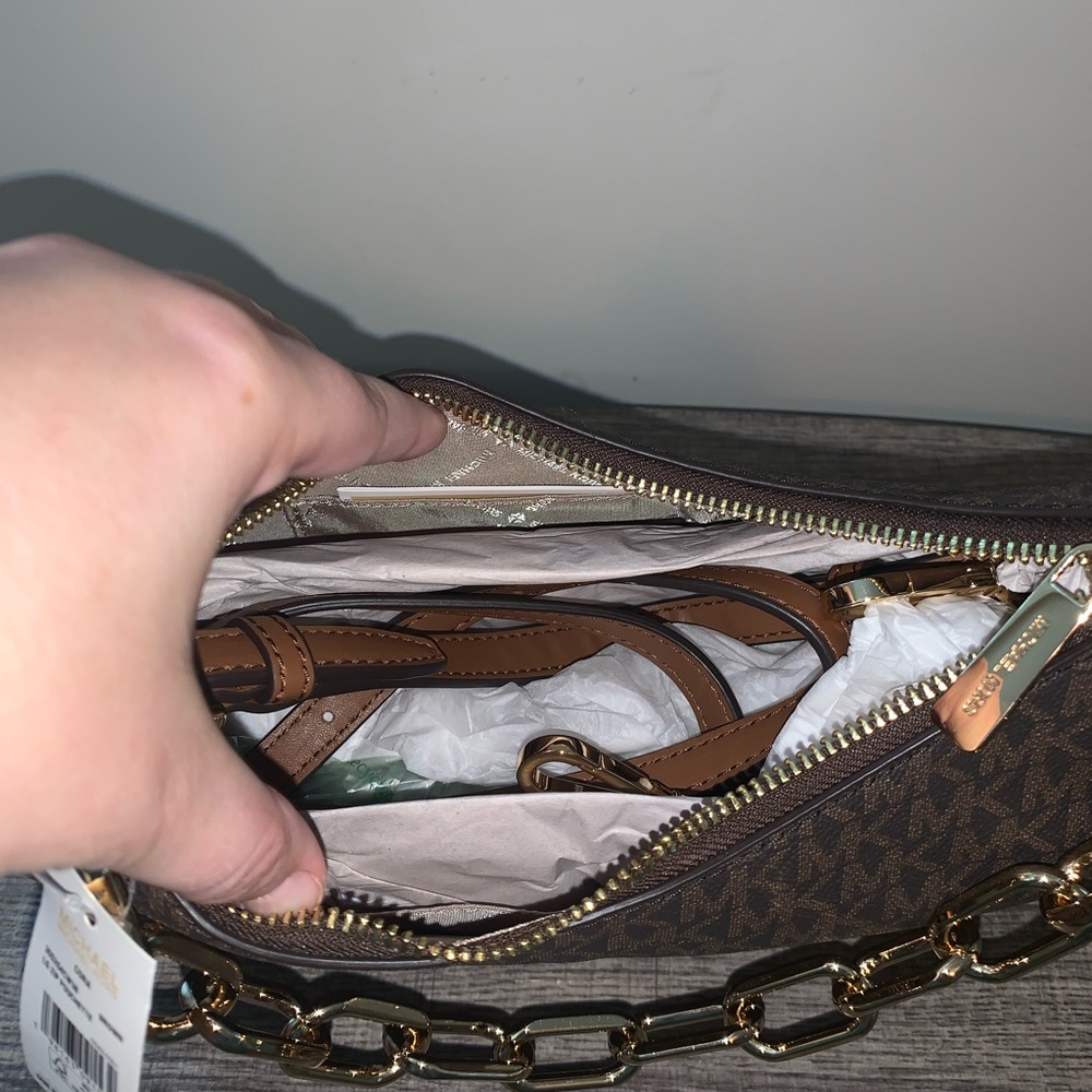 Michael Kors Large Cora Dark Brown Bag with Gold Chain NWT - Picture 9 of 9